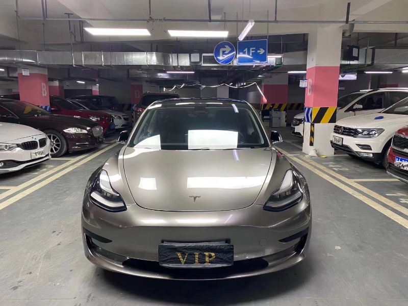 成都20年特斯拉MODEL 31