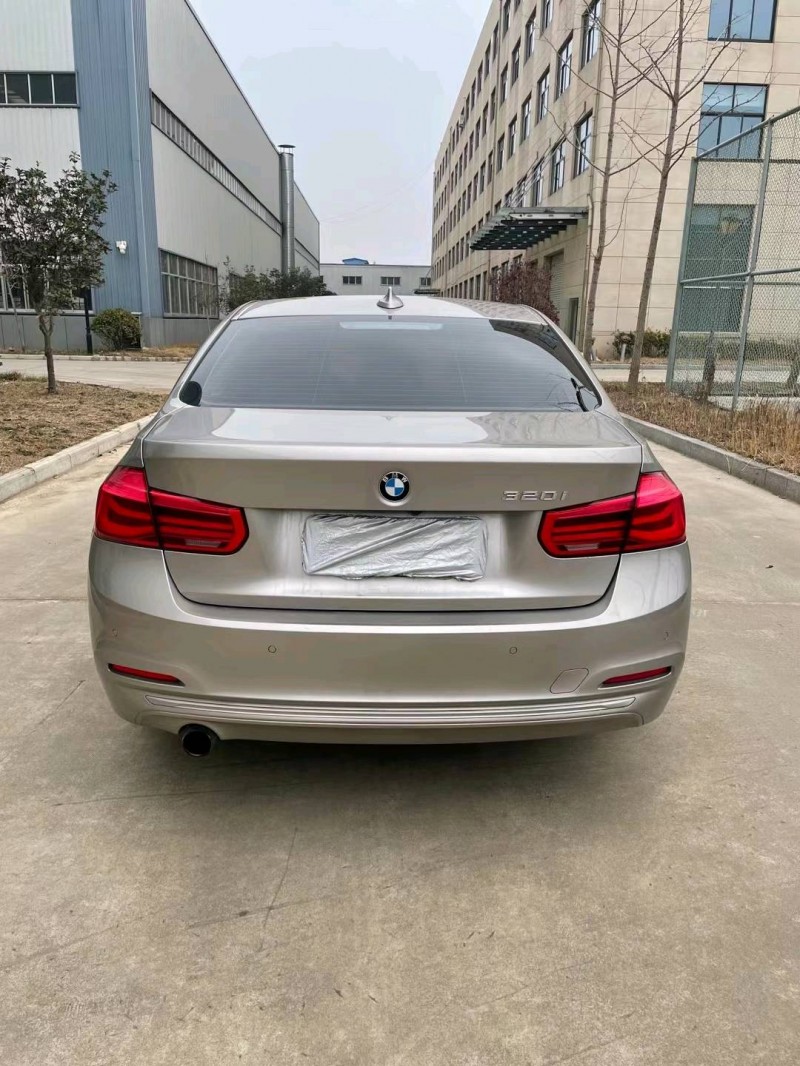 徐州16年宝马3系9