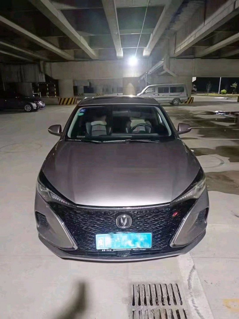 寧德20年長安汽車逸動1
