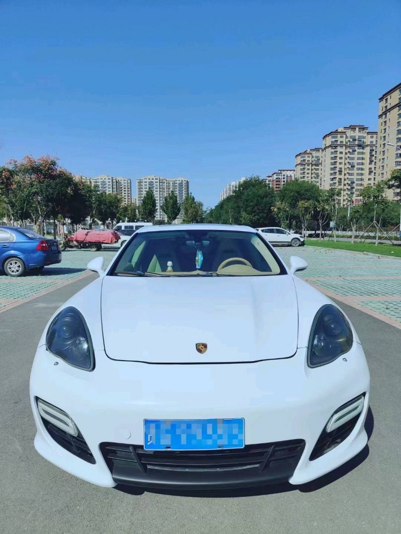 聊城13年保時捷帕拉梅拉1