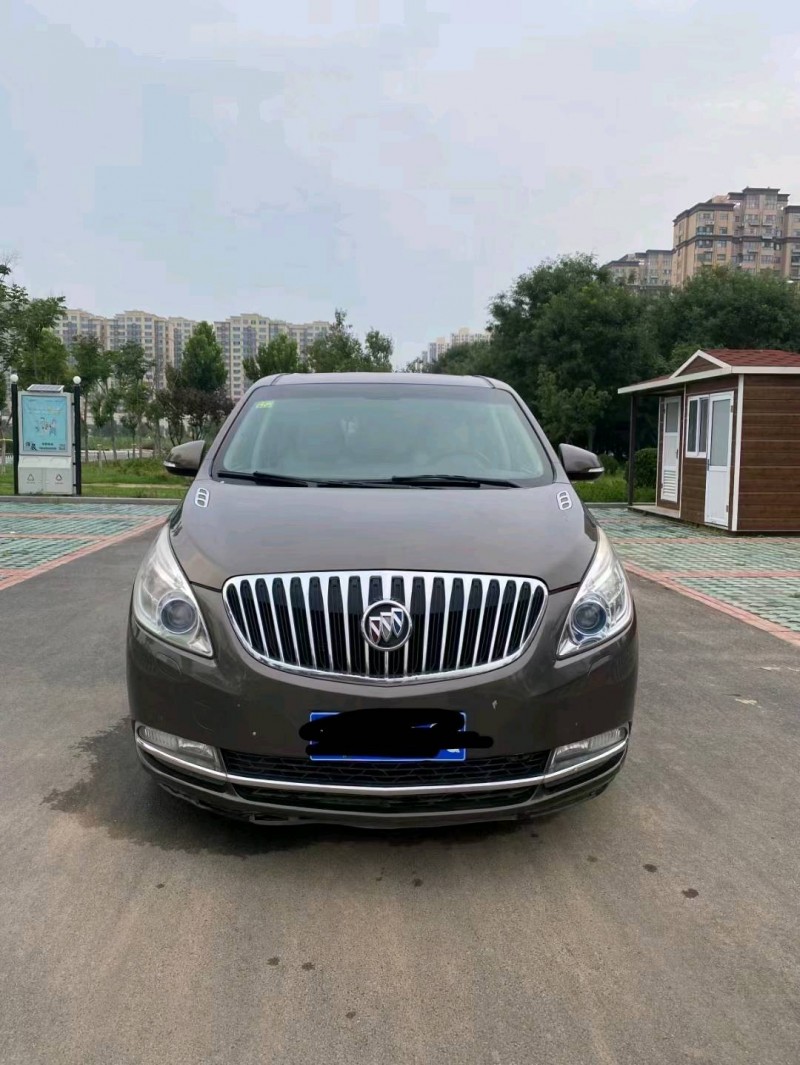 聊城12年別克GL81
