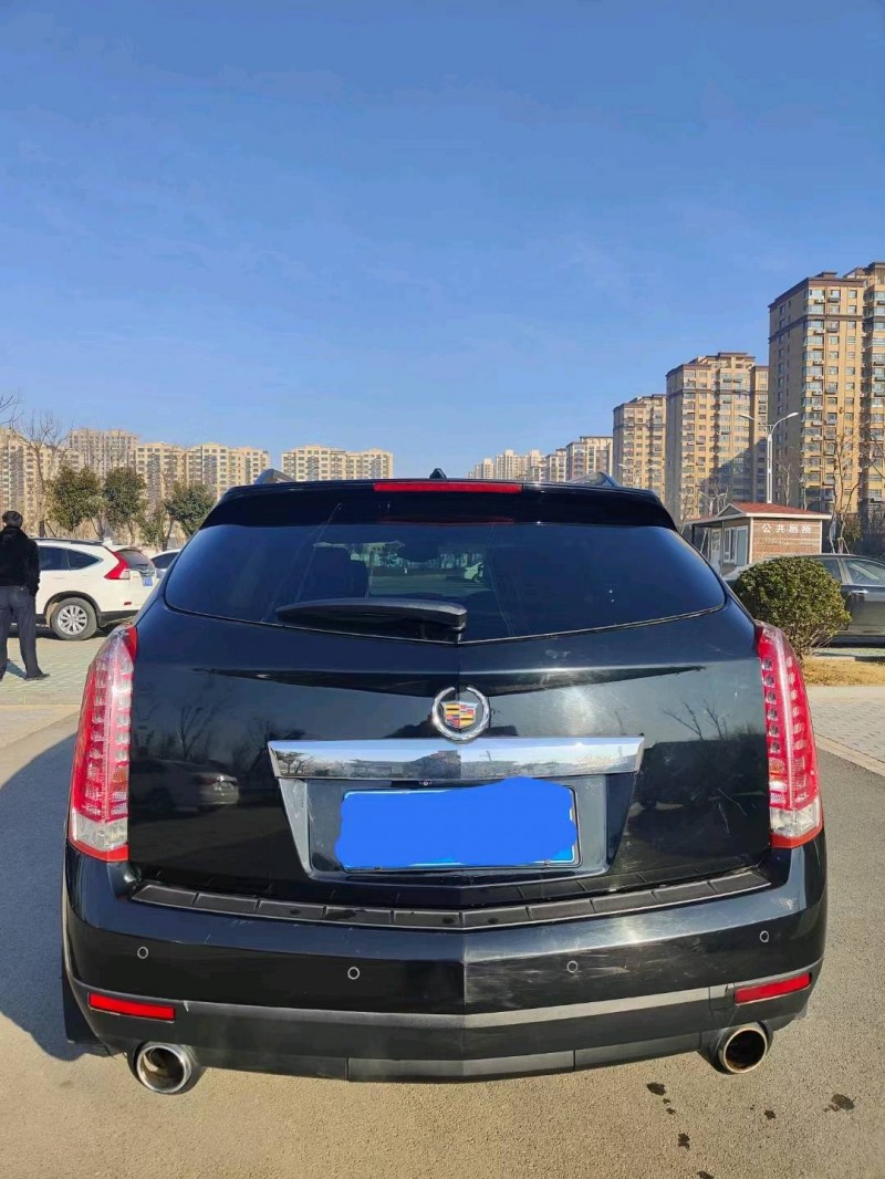 聊城12年凱迪拉克SRX9