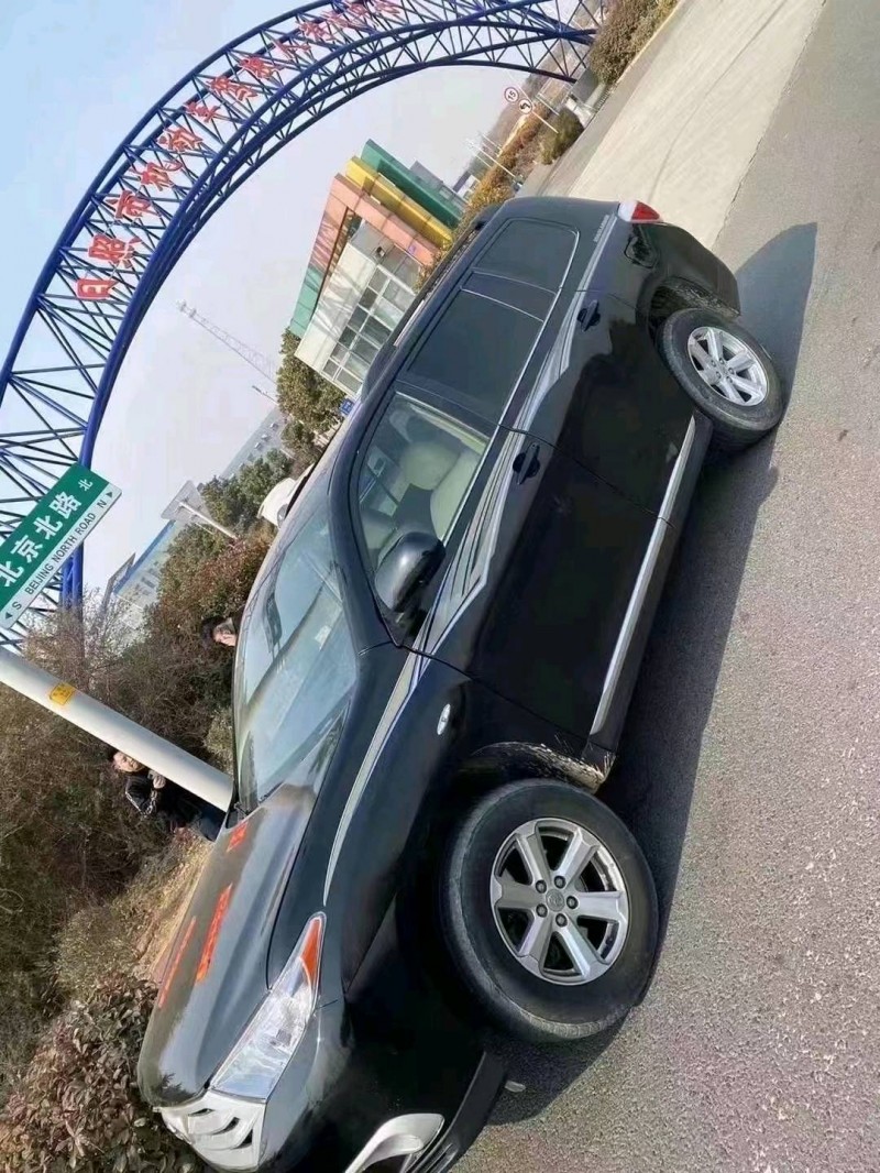 北京14年丰田汉兰达2