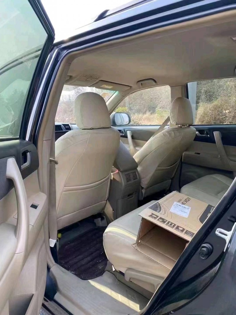 北京14年丰田汉兰达5