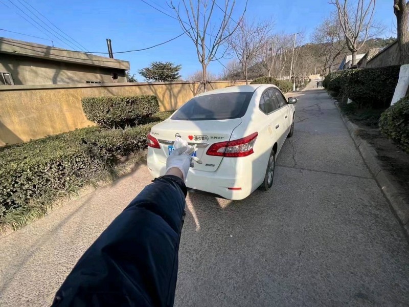 青島15年日產軒逸3