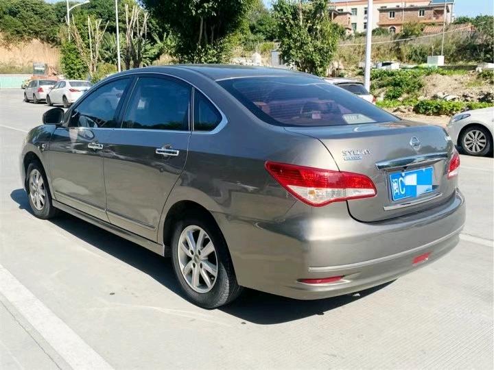廈門16年日產軒逸6