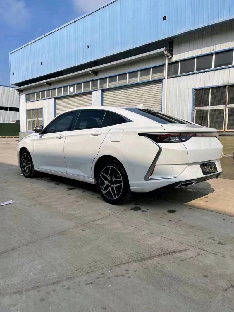 北京21年东风奕炫8