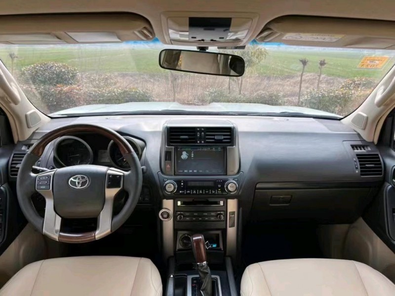 徐州13年丰田普拉多5