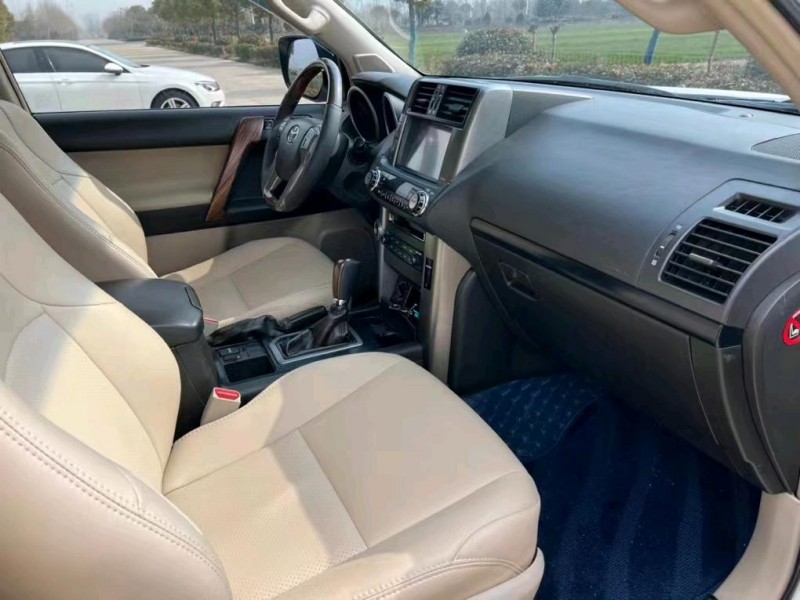 徐州13年丰田普拉多6