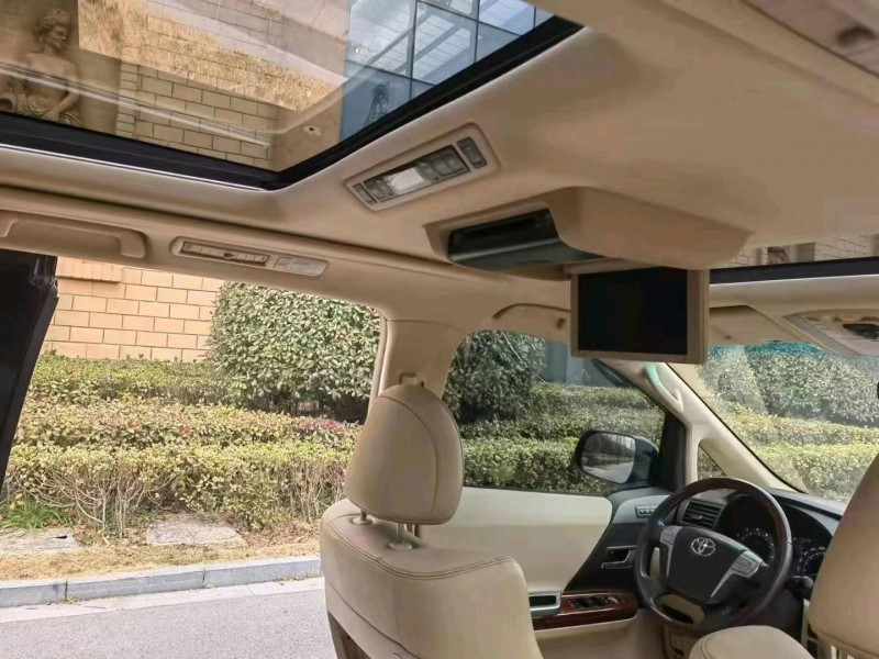 北京11年丰田埃尔法4