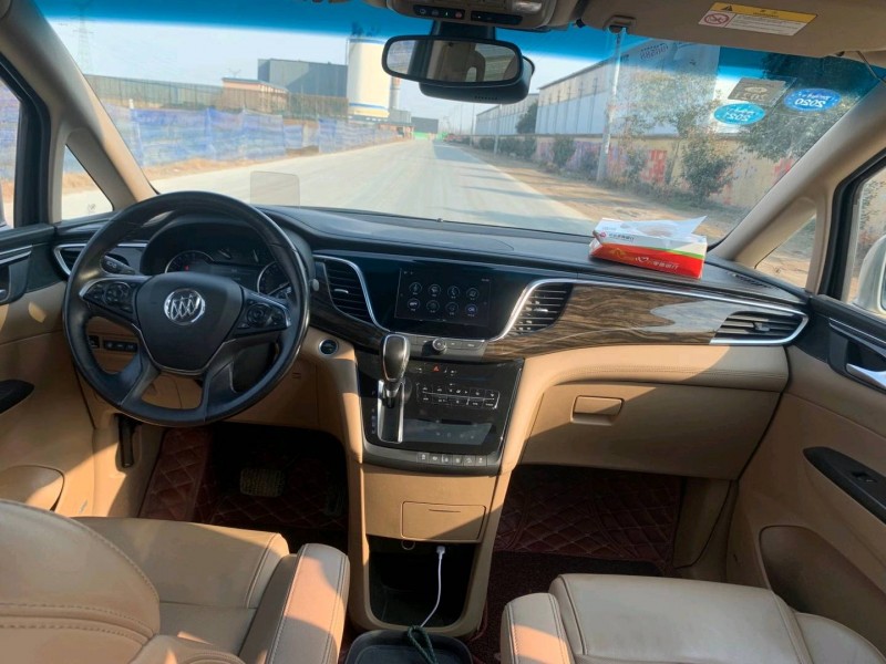 北京17年别克GL85