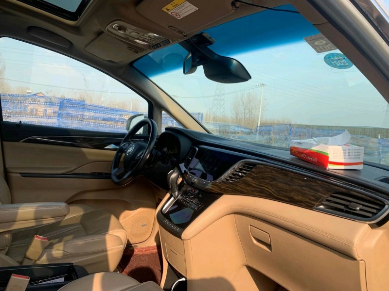 北京17年别克GL84