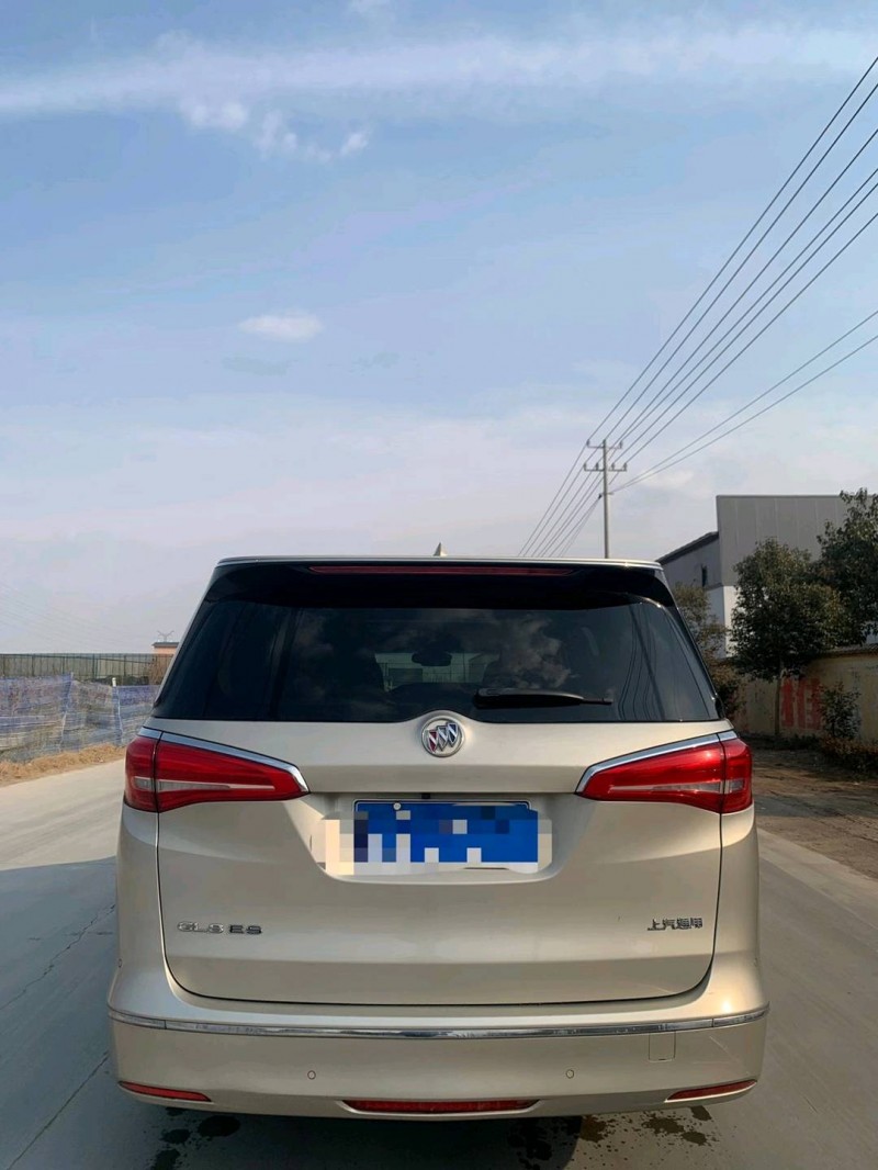 北京17年别克GL81