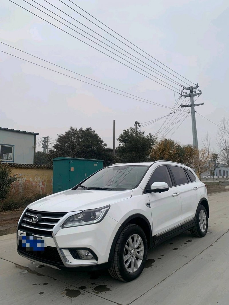 北京17年北汽幻速S62