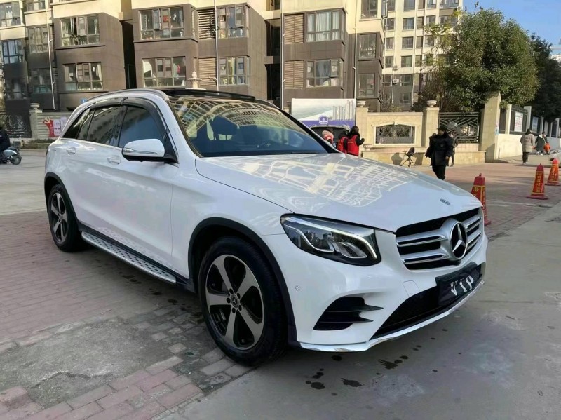 北京19年奔驰GLC2