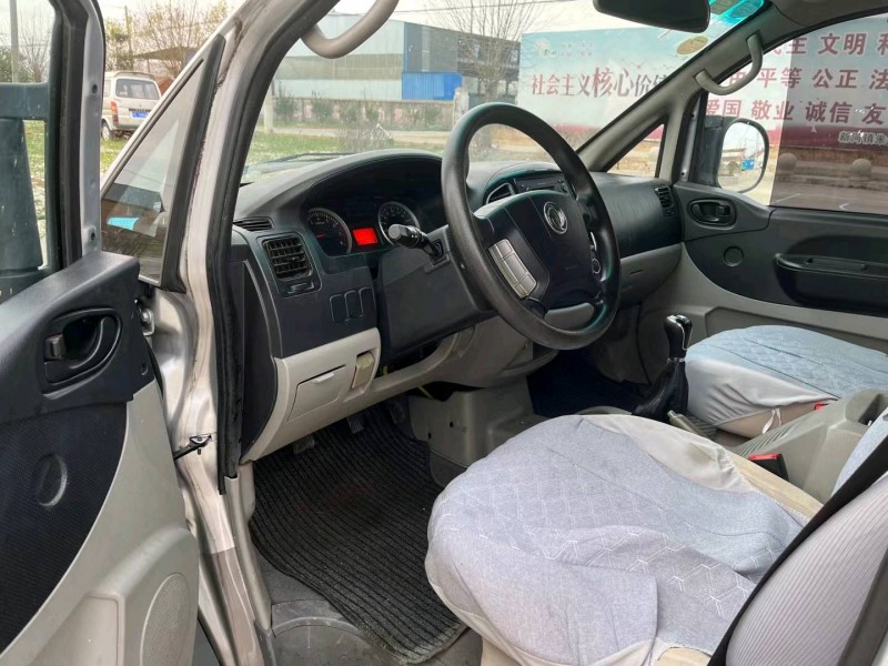 徐州17年东风菱智M34