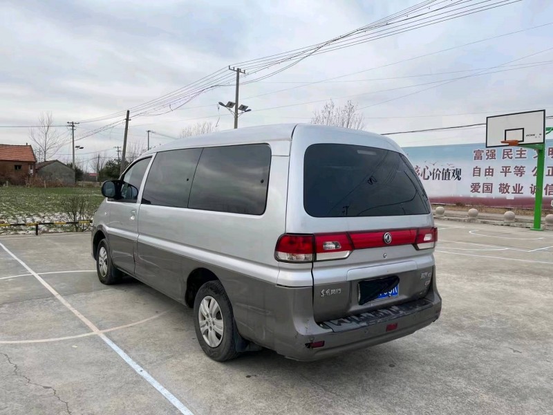 徐州17年东风菱智M38