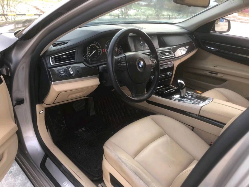 徐州12年宝马7系4