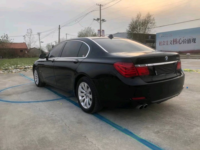 徐州12年宝马7系9