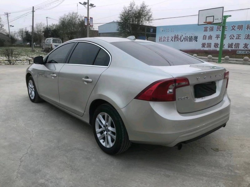徐州17年沃爾沃S60L7