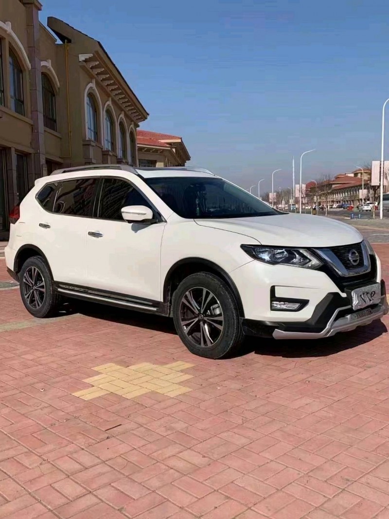 巴彥淖爾17年日產奇駿3
