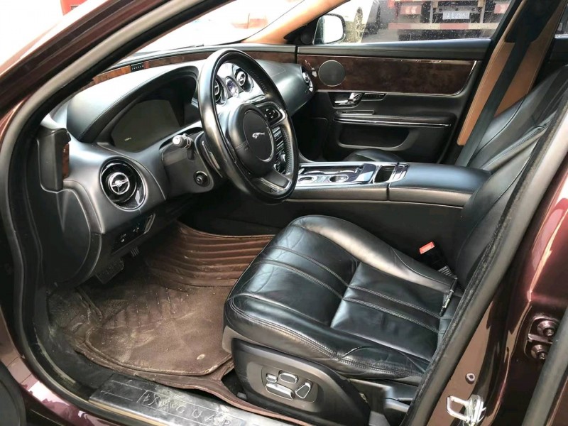 濟寧12年捷豹XJ6