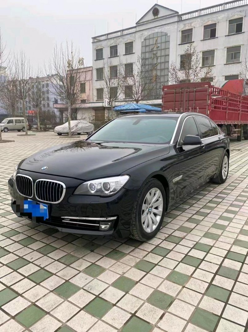 北京13年宝马7系2