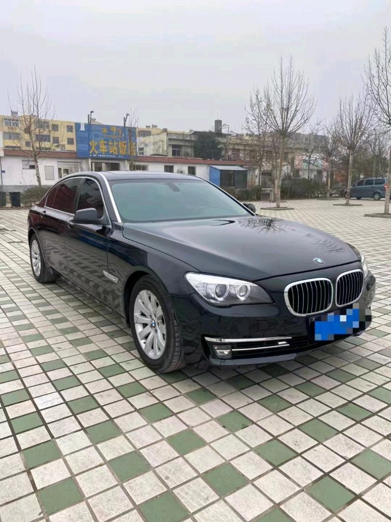 北京13年宝马7系3
