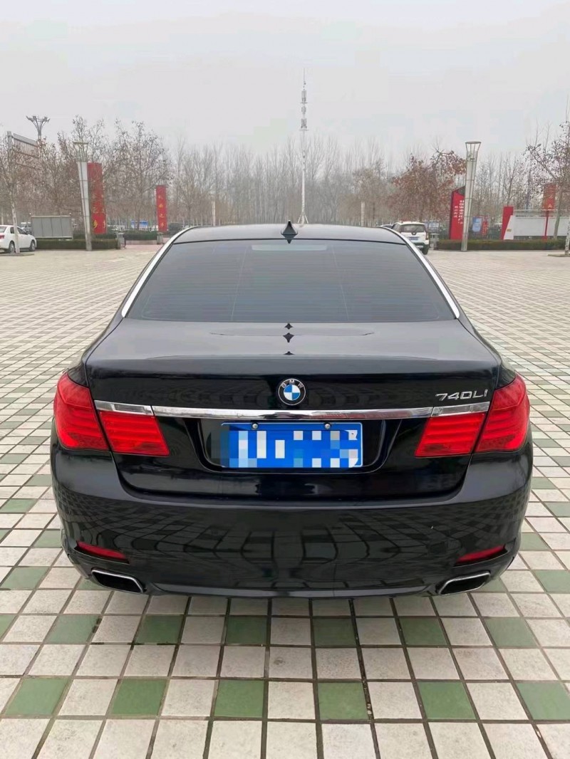 北京13年宝马7系7