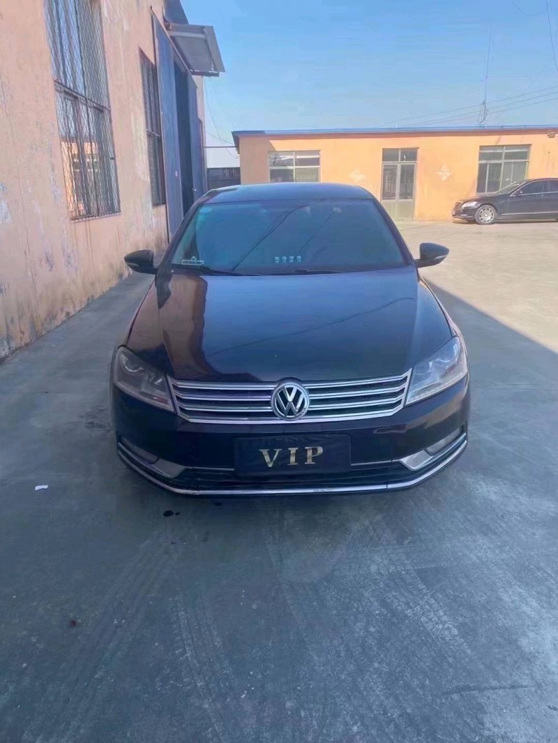 济宁12年大众迈腾1