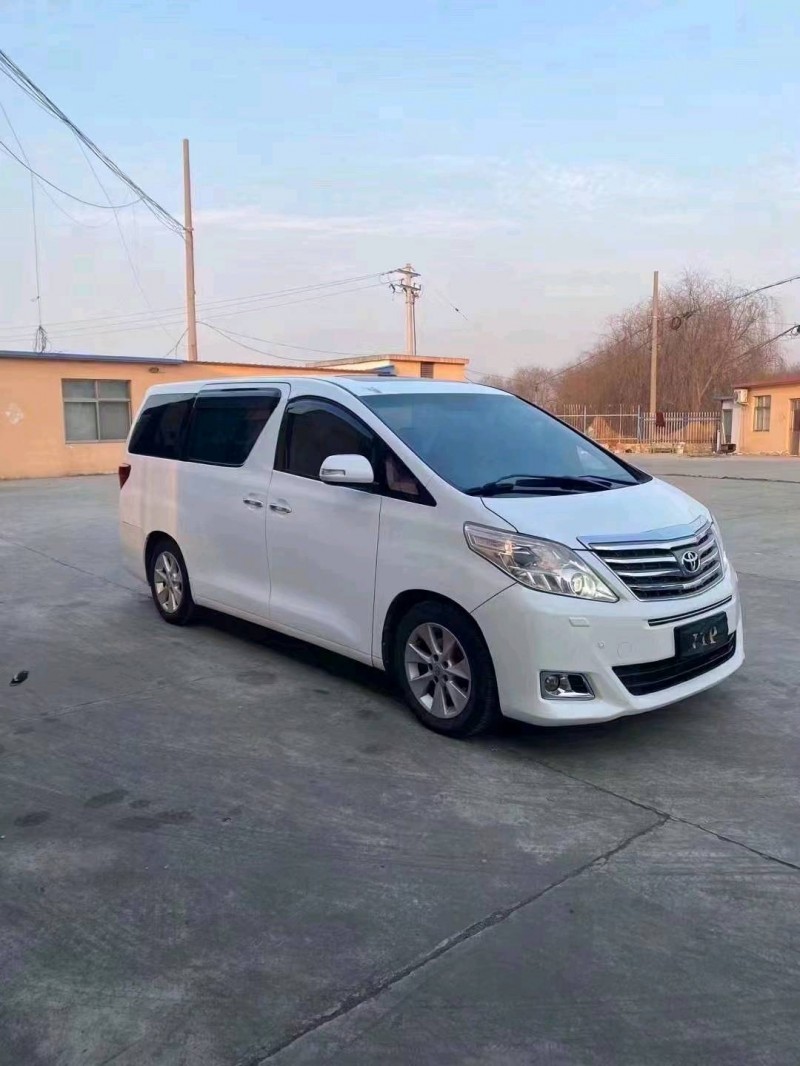 济宁14年丰田埃尔法2