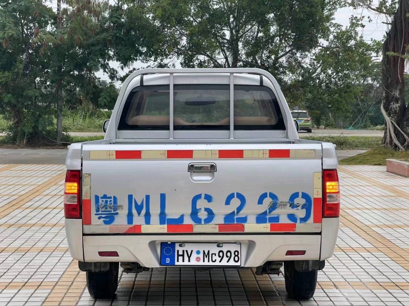 汕頭16年長安汽車星卡8