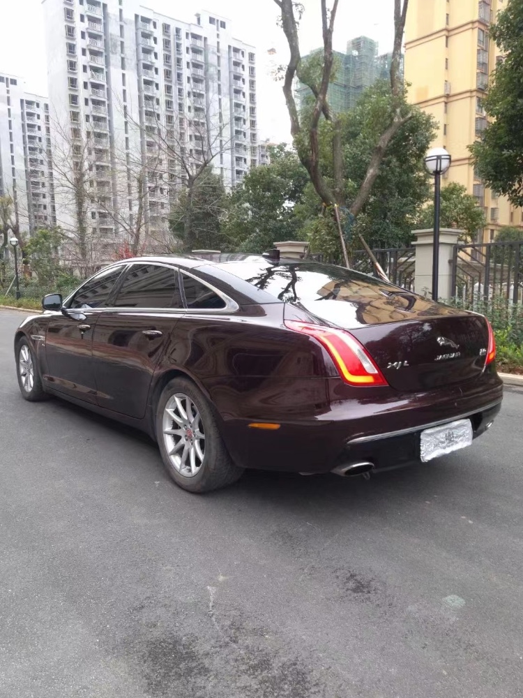 宜春18年捷豹XJL8