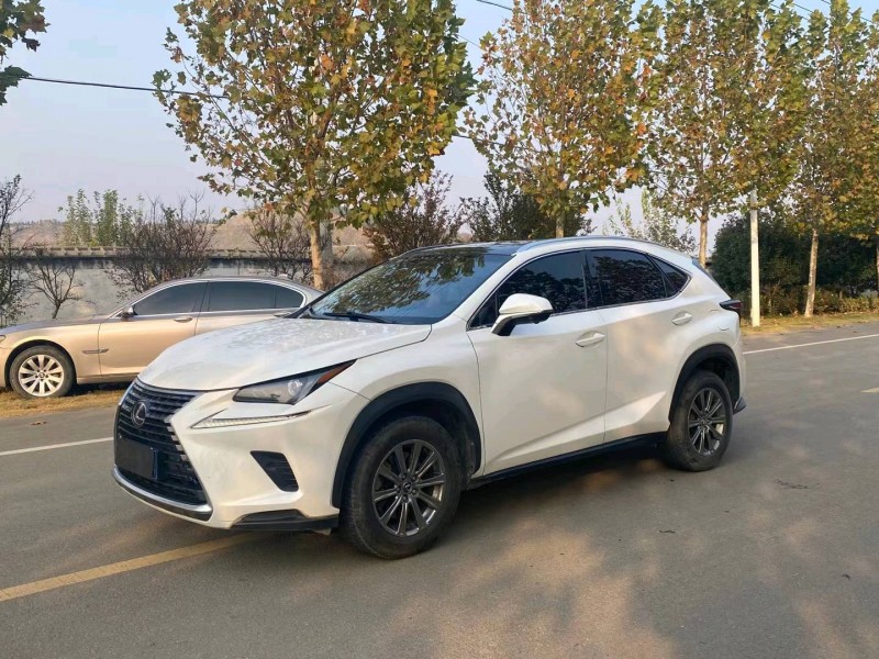 徐州18年雷克萨斯NX3