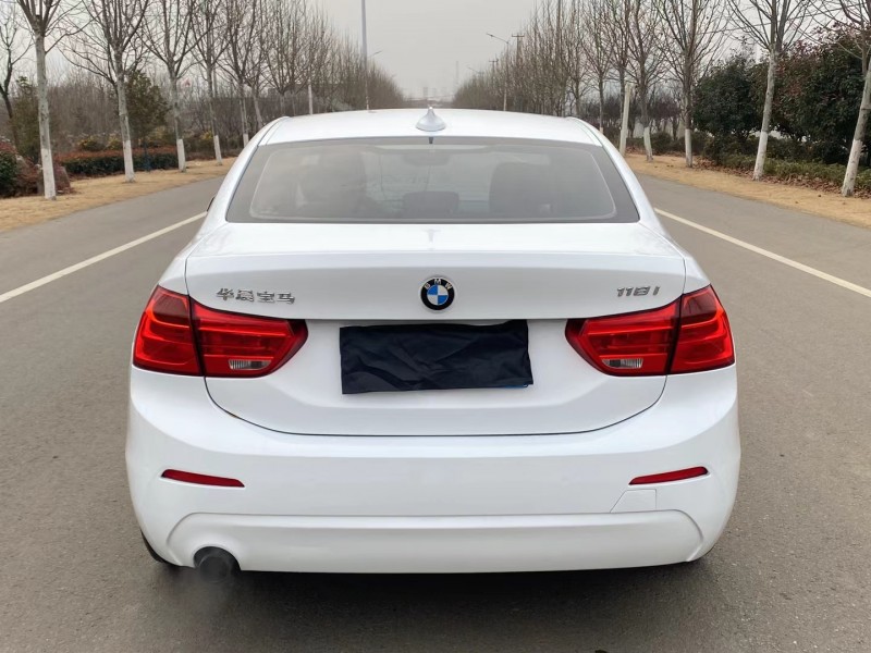 徐州17年宝马1系9