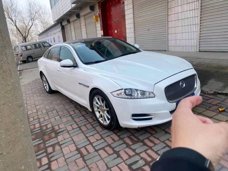 濟寧14年捷豹XJL2