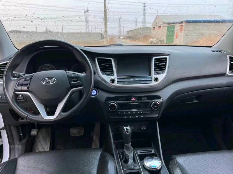 潍坊16年现代途胜5