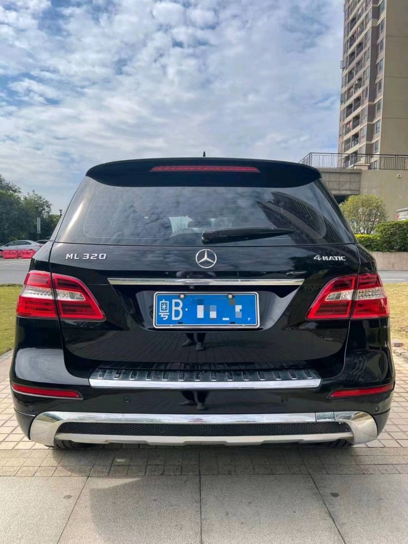 广州15年奔驰ML8