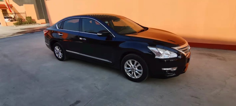 臨汾14年日產天籟3