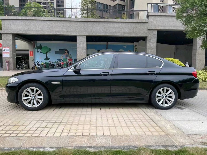 广州13年宝马5系3