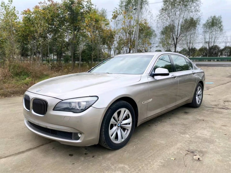 徐州10年宝马7系3