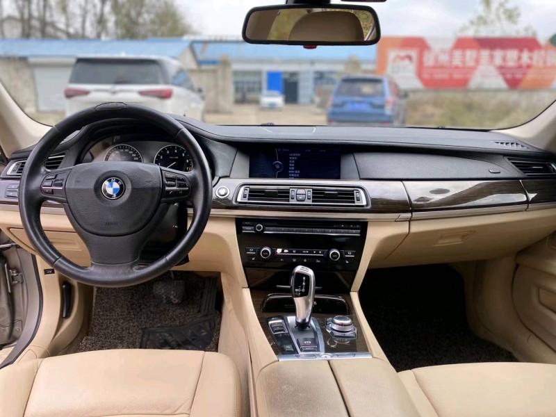 徐州10年宝马7系6