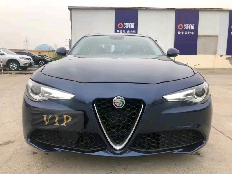天津19年阿爾法·羅密歐Stelvio7