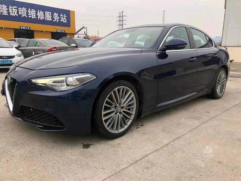天津19年阿爾法·羅密歐Stelvio2