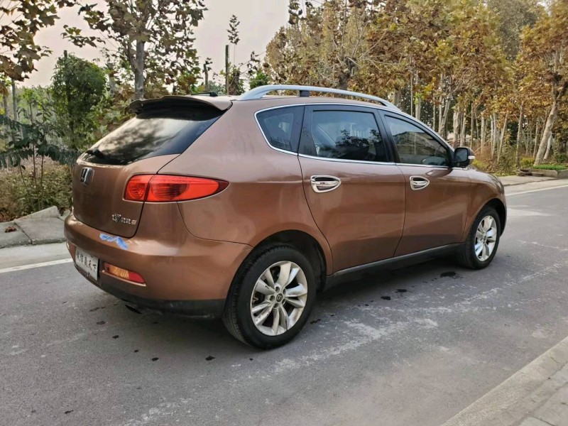 濟寧14年納智捷大7 SUV1