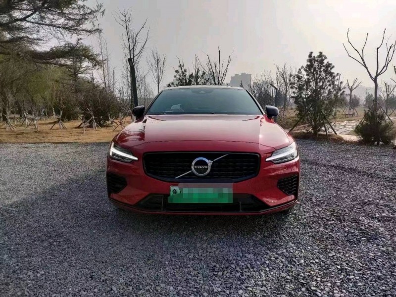 青島21年沃爾沃S60L新能源1