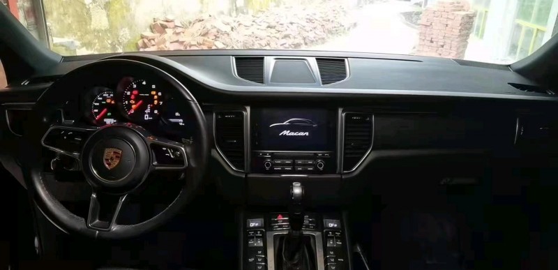北京17年保時捷Macan4