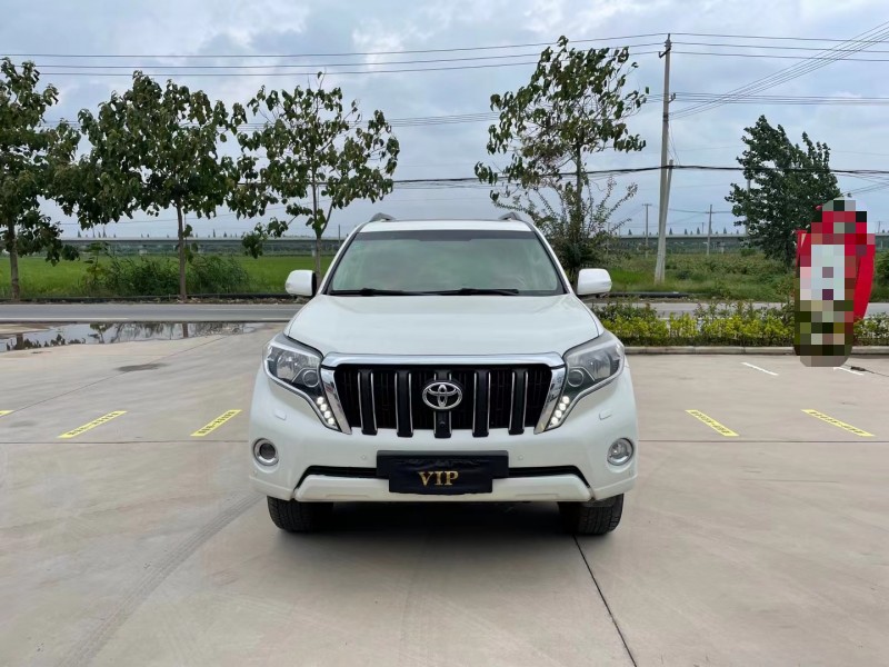 徐州17年丰田普拉多1