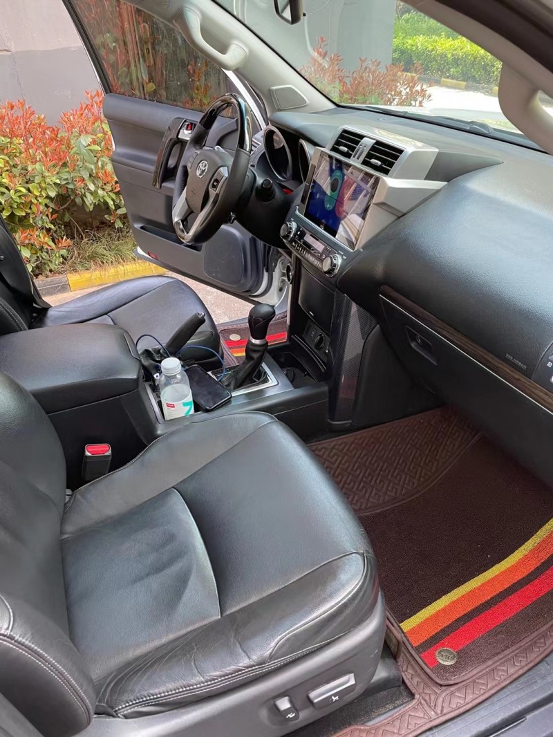 徐州17年丰田普拉多6