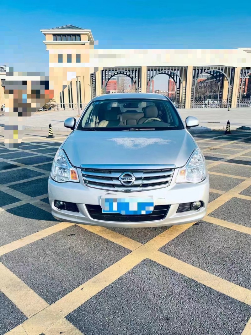 青島15年日產軒逸1